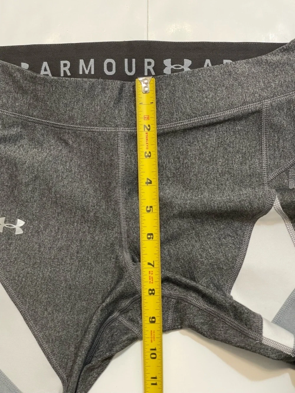 Under Armour stretchy leggings